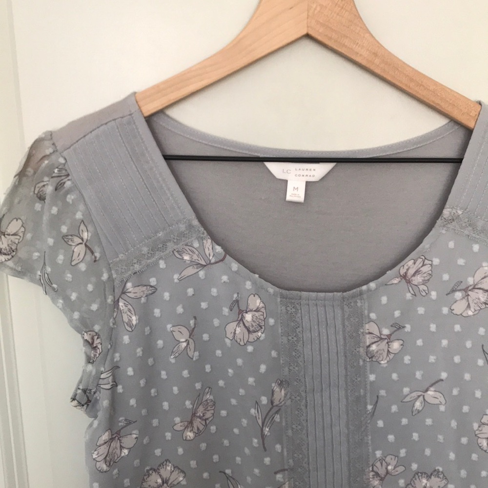 Lauren Conrad Medium Blouse